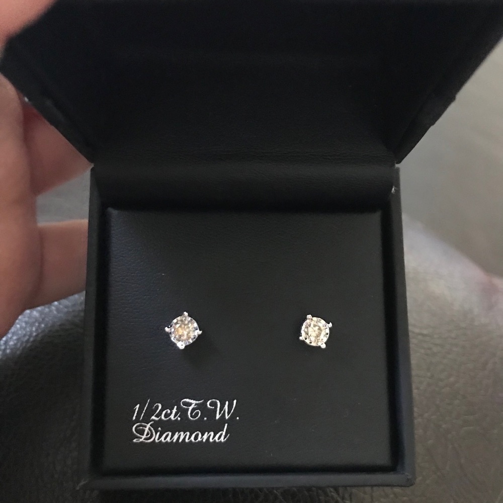 1/2 Ct Diamond Earrings